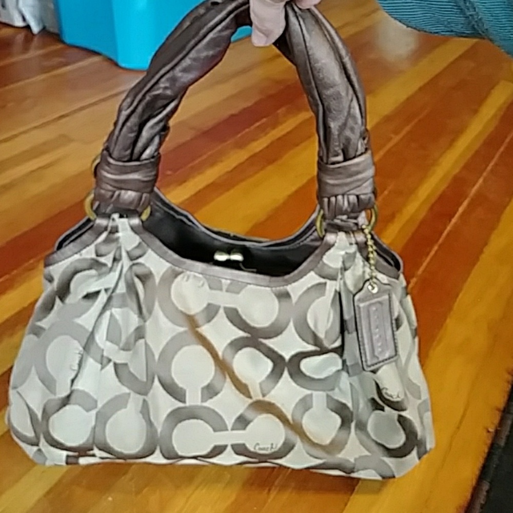 Beautiful Coach Bag 👜 - Picture 1 of 8